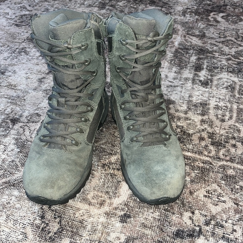 Reebok tactile boots 9 inch tall used